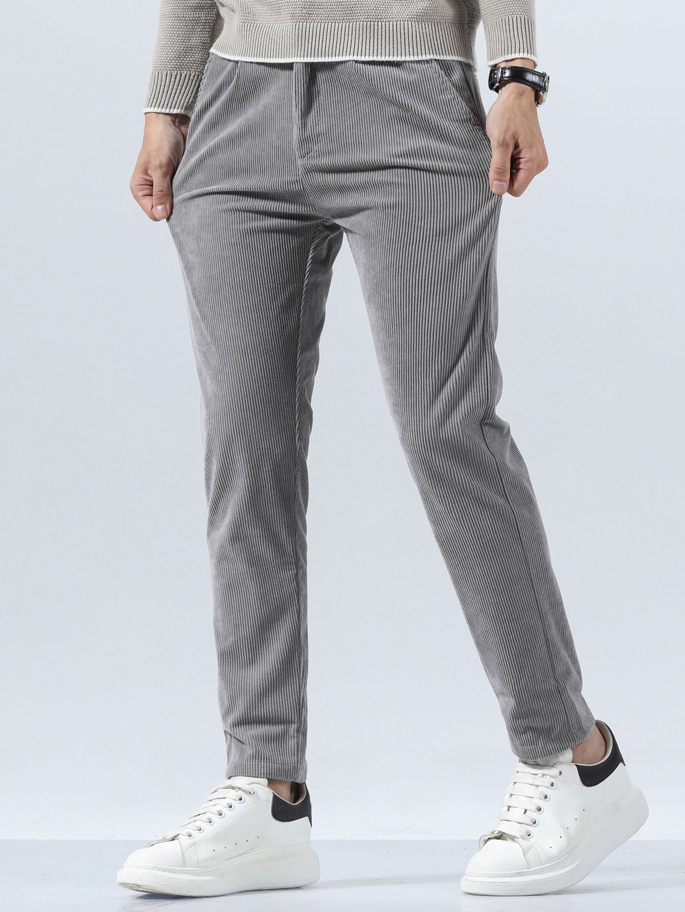 Pantalon slim fit en velours côtelé