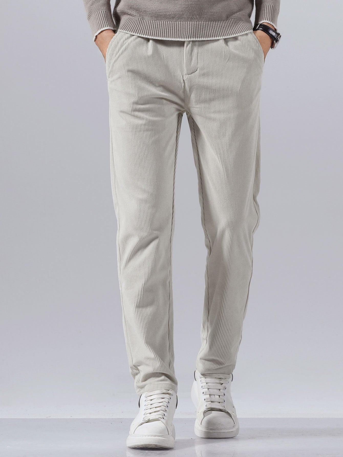 Pantalon slim fit en velours côtelé