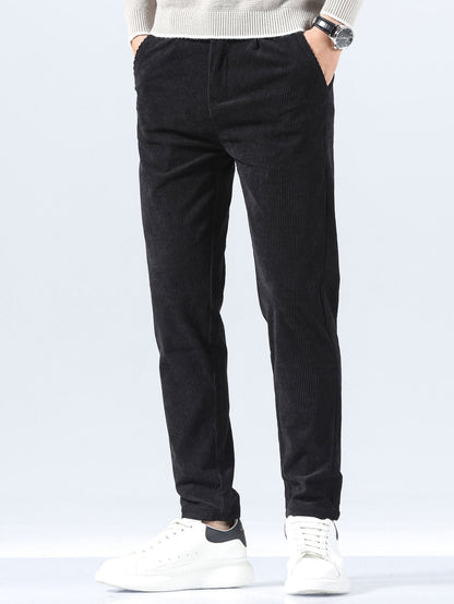 Pantalon slim fit en velours côtelé