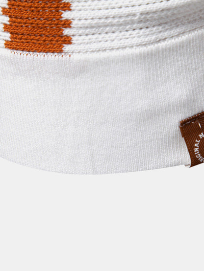 Polo en tricot rayé avec col en V & pantalon en lin