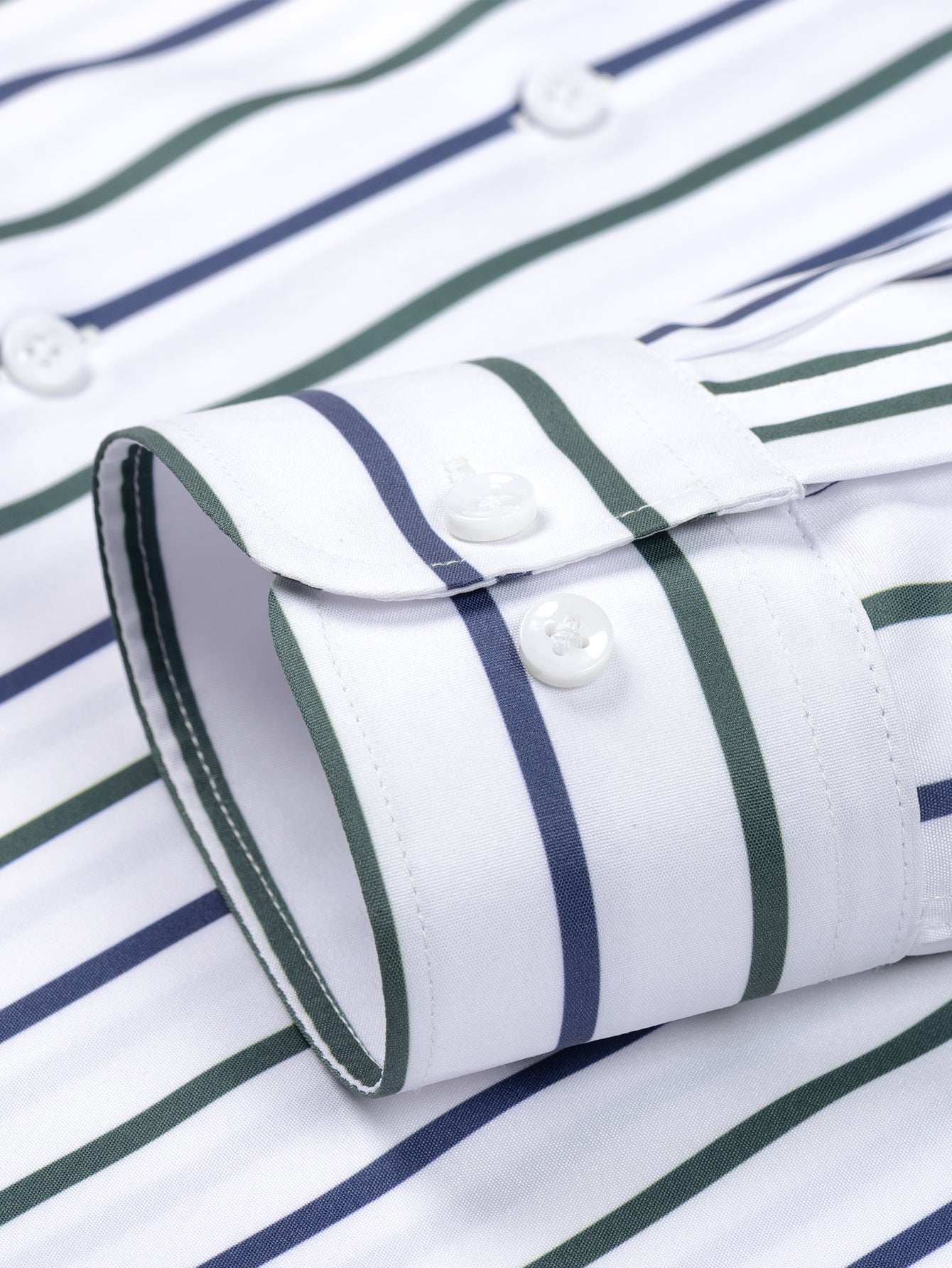 Chemise rayée à manches longues avec boutons et pantalon slim fit fuselé