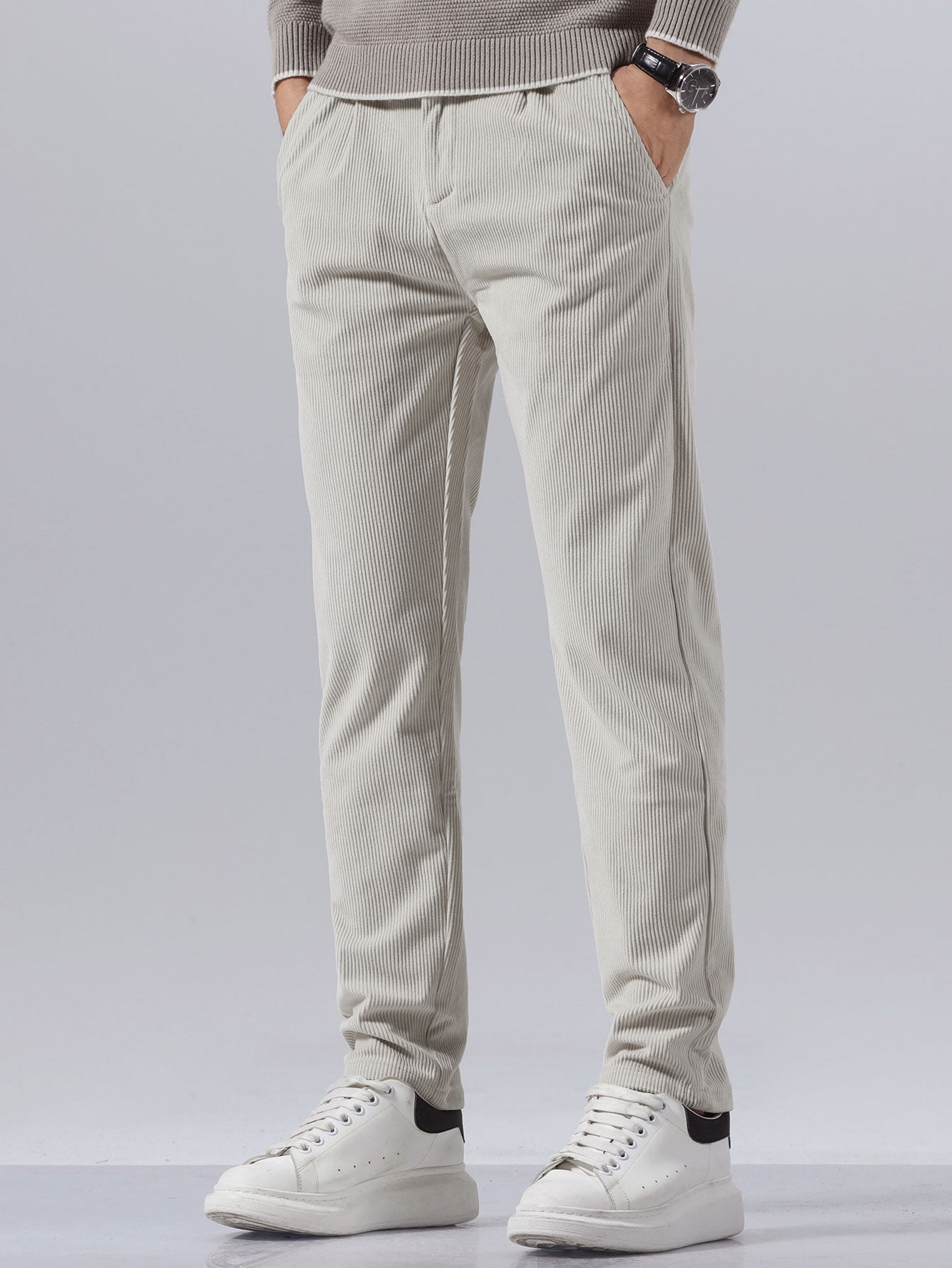 Pantalon slim fit en velours côtelé