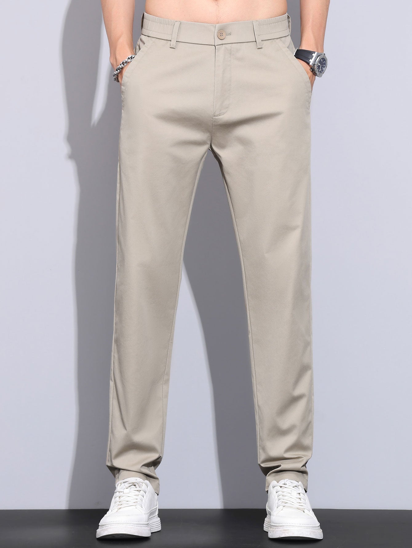 Pantalon à taille élastique et jambes droites