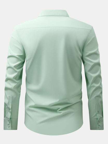 Chemise habillée à col montant et patte cachée anti-froissement