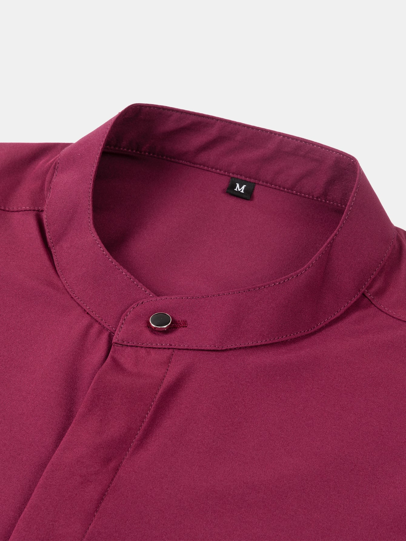 Chemise habillée à col montant et patte cachée anti-froissement