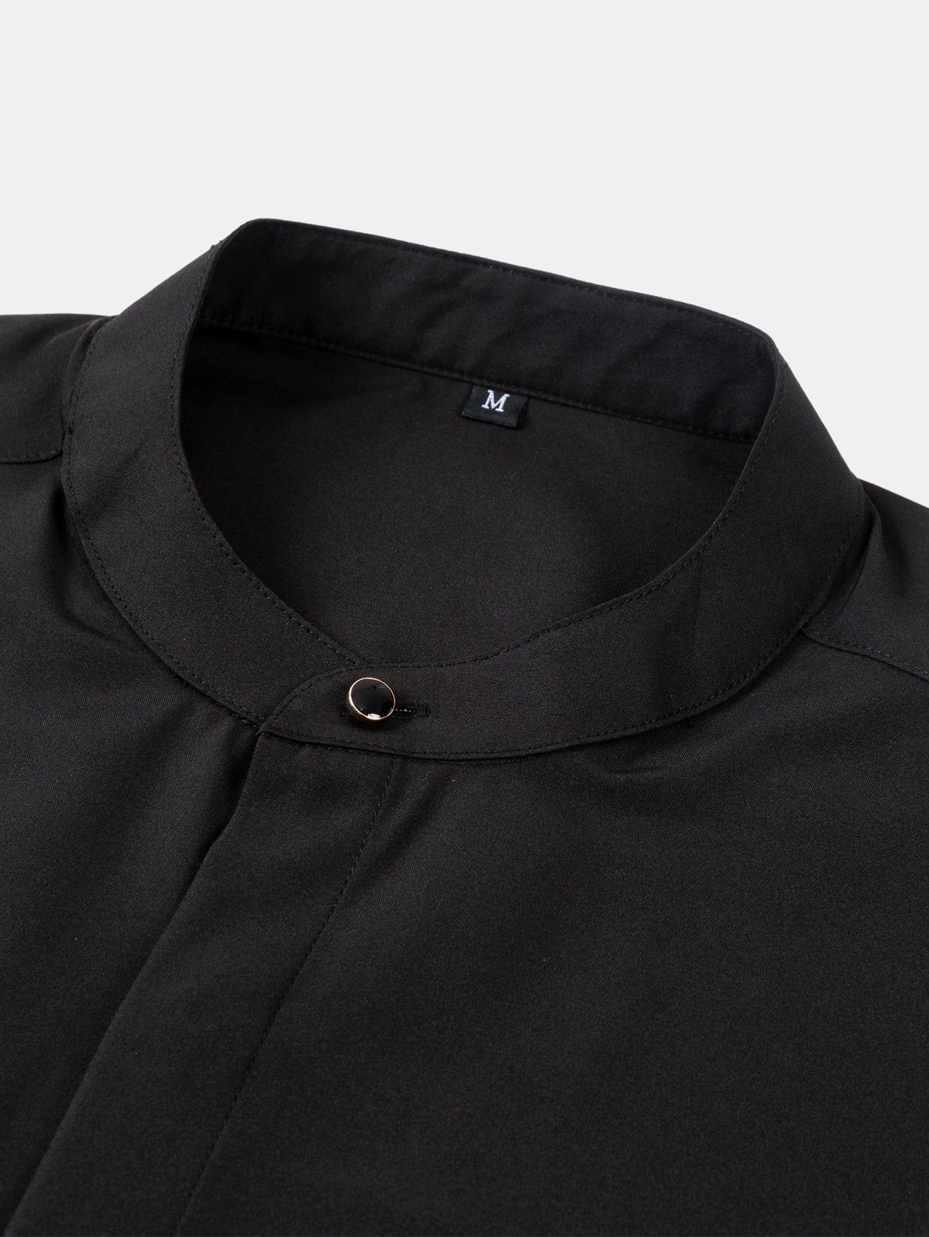 Chemise habillée à col montant et patte cachée anti-froissement
